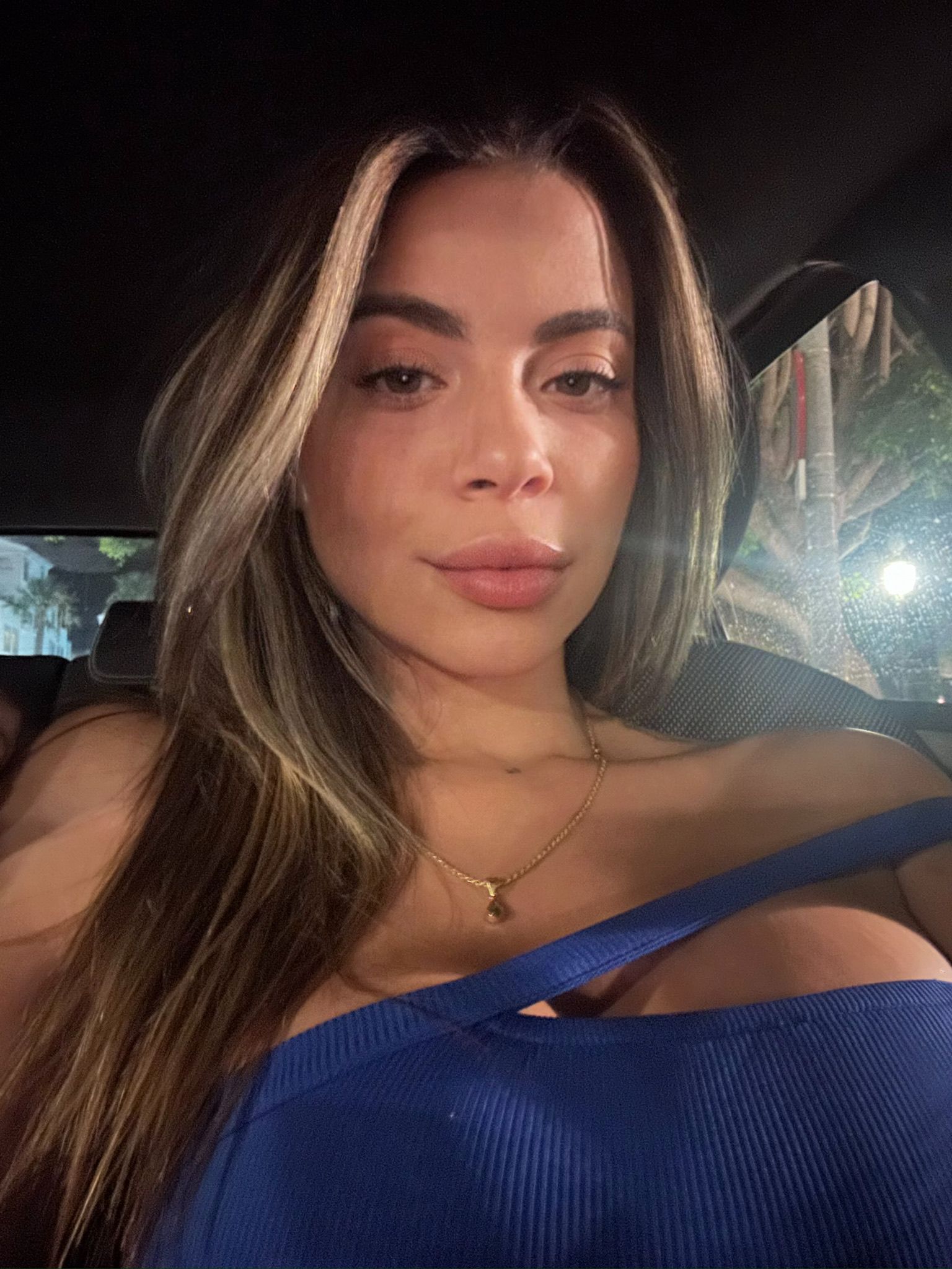 Escort - SANDRA - Ibiza Tops